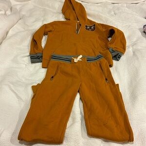 Boys Old Navy Size 10/12 Sweatsuit